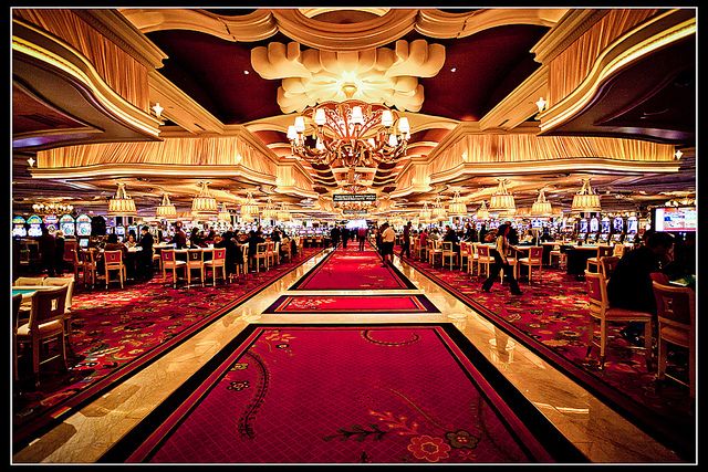 Shorelines Casinos آن لائن کیسینو میں اصل گیمز